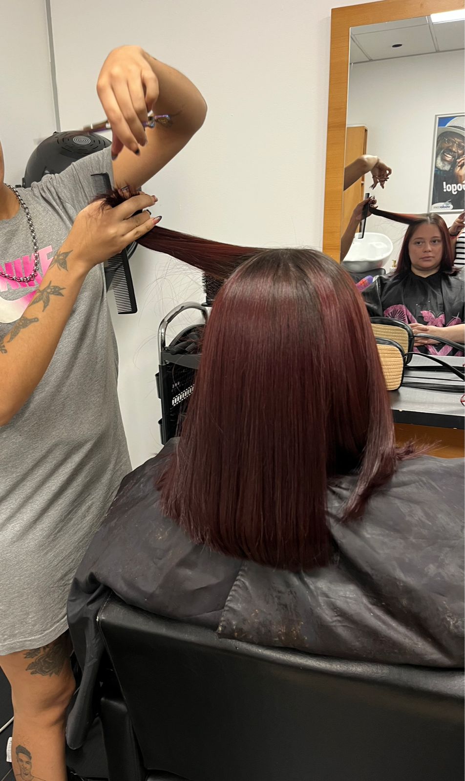 CHALES Hair